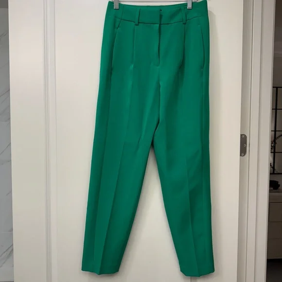 Express Vibrant Green Suit Set - Picture 2 of 7